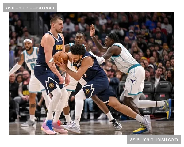 约基奇三双，掘金击败快船取得九连胜