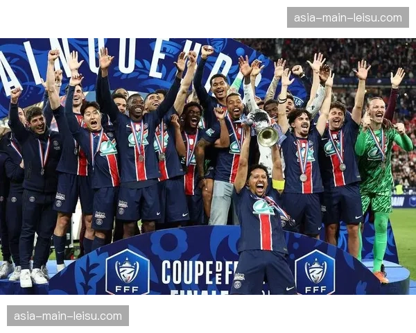 法甲二月最佳进球公布，兰斯小将禁区外倒钩当选