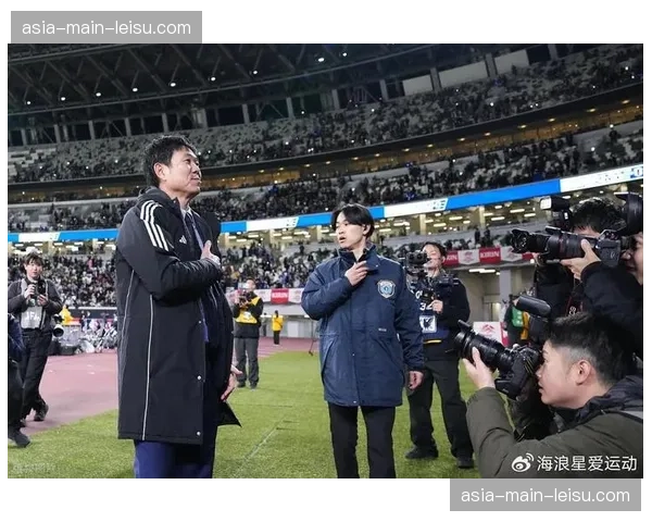 田中碧在俱乐部发挥出色，森保一是否会在世界杯上给予他更多机会以改变中场节奏。